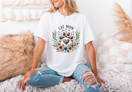 Cat Mom Short sleeve t-shirt